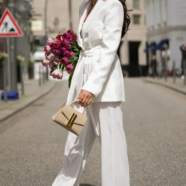 Monu London™ White Chique  Blazer Set