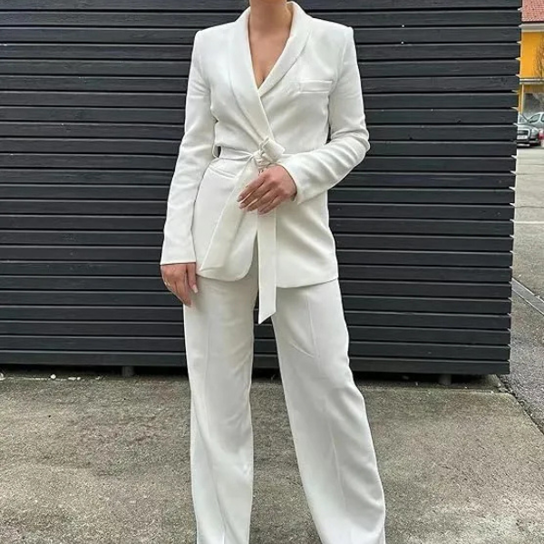 Monu London™ White Chique  Blazer Set
