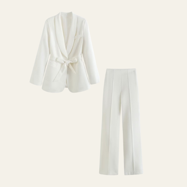 Monu London™ White Chique  Blazer Set