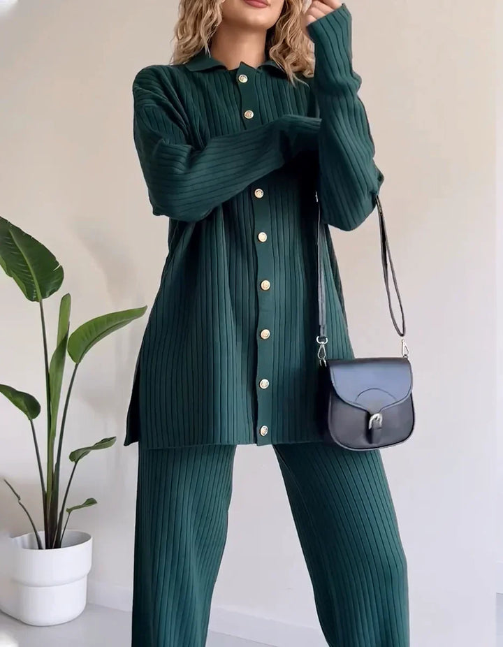 Zenda – Chic and Soft Two-Piece Set